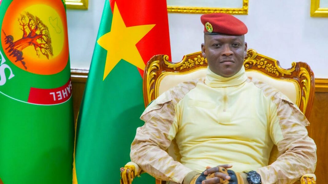 Burkina Faso : lancement d’un emprunt patriotique via des Diaspora Bonds Burkina Faso : lancement d’un emprunt patriotique via des Diaspora Bonds