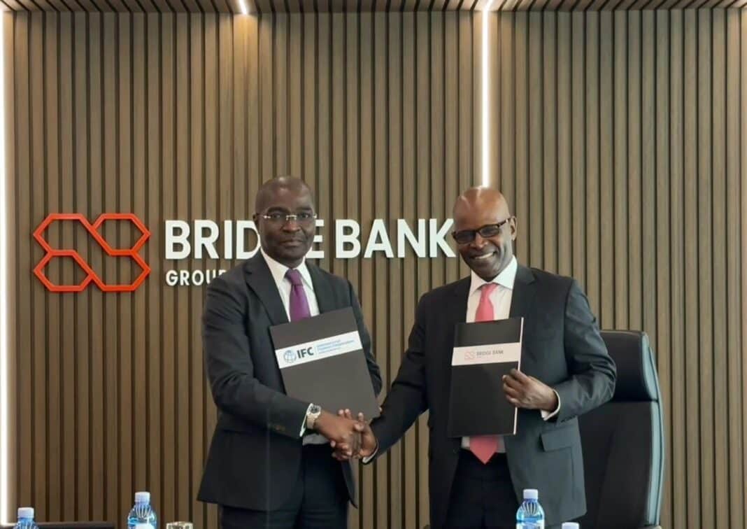 Bridge Bank Côte d’Ivoire obtient un financement de 13,1 milliards FCFA de l’IFC pour renforcer le soutien aux PME Bridge Bank Côte d’Ivoire obtient un financement de 13,1 milliards FCFA de l’IFC pour renforcer le soutien aux PME
