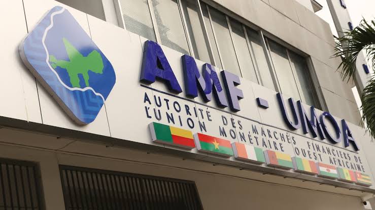 Commission bancaire de l’UMOA : une banque malienne sanctionnée d’un blâme et d’une amende de 300 millions FCFA Commission bancaire de l’UMOA : une banque malienne sanctionnée d’un blâme et d’une amende de 300 millions FCFA