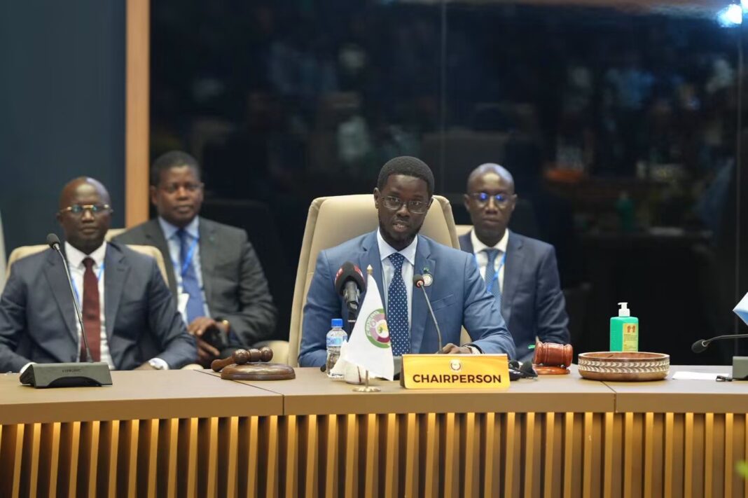 Bassirou Diomaye Faye élu président en exercice de la CEDEAO Bassirou Diomaye Faye élu président en exercice de la CEDEAO