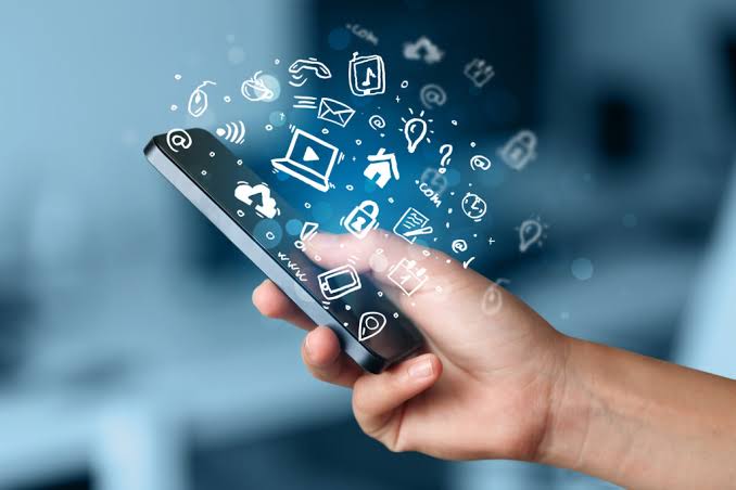 Téléphonie mobile : les prix chutent de 15,6 % sur un an Téléphonie mobile : les prix chutent de 15,6 % sur un an