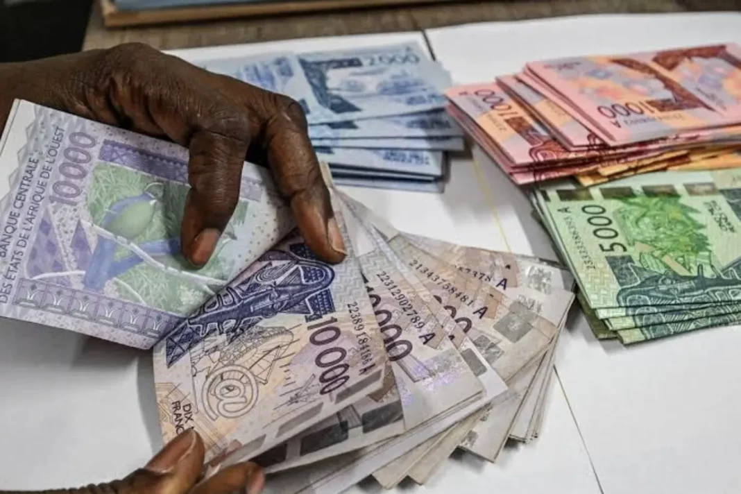Titres publics UEMOA : plus de 170 milliards FCFA levés sur le marché régional Titres publics UEMOA : plus de 170 milliards FCFA levés sur le marché régional